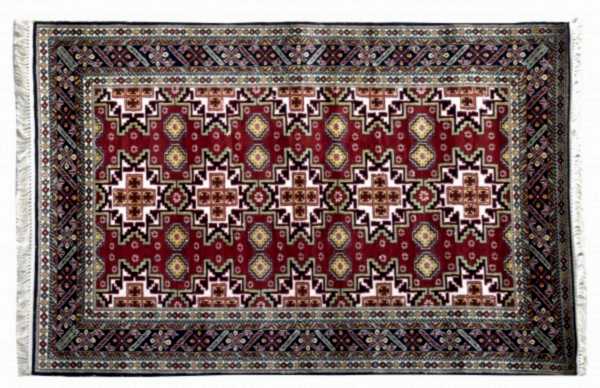 3104 KAYSERİ İPEK HALI