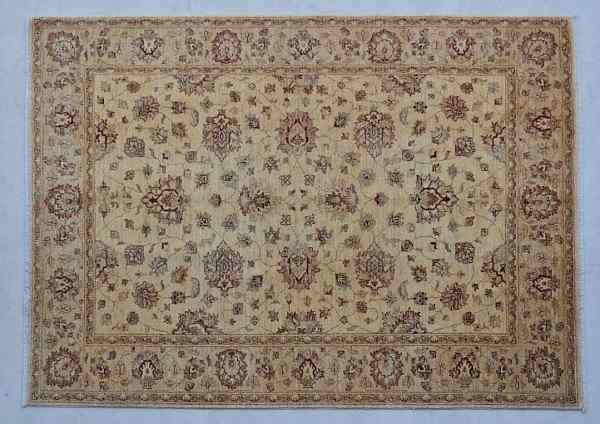 9340 ANTİK UŞAK HALI